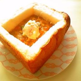 【お子様ランチ風】パンのお皿でカレーセット♪